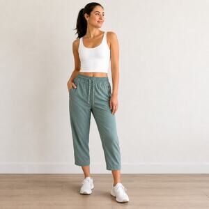 Athleta Cropped Jogger Pants Green Lightweight Zip Pocket Size 8
